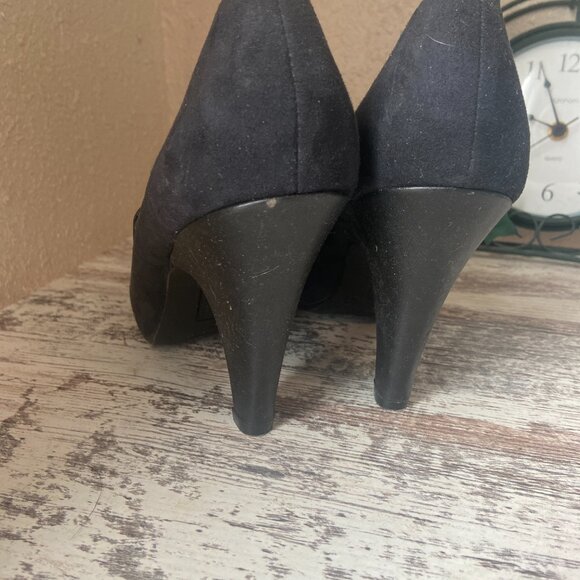 Fergalicious Celeste Black Suede Cone Heel 7.5 - Picture 4 of 6